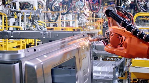 自動(dòng)化率高達(dá)80%，走進(jìn)徐工重卡智能制造工廠——探訪徐州教育的產(chǎn)教融合新范式